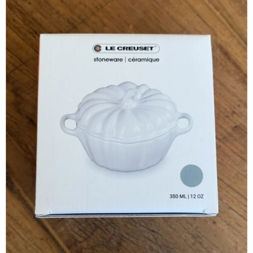 Le Creuset Stoneware Figural Pumpkin Mini Cocotte 12 oz Sea Salt Green NEW NIB